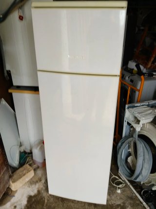 Nevera Congelador 1.60m. Limpia ver en Alcañiz