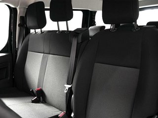 Peugeot Expert 2.0 BlueHDI 180CV Standar EAT8 9 Plazas