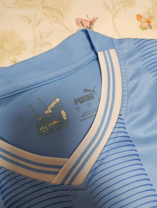 Camiseta de futbol talla S con el dorsal 9