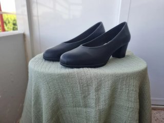 Zapatos de tacón negros