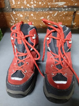Botas montaña Quechua niñ@ Talla 31