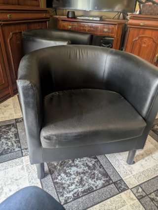 2 Poltrone Ikea in Pelle Sintetica Nera