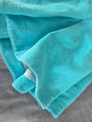 Falda plisada azul
