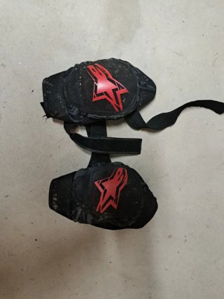 Rodilleras Alpinestars Negras Talla M