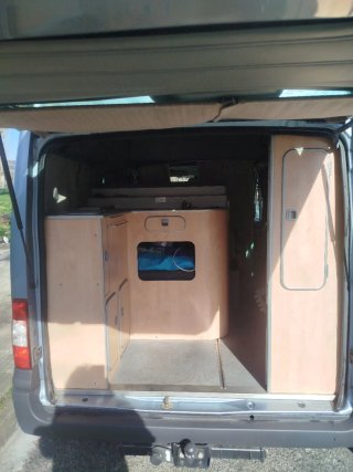 Ford E-Transit nugget 2007