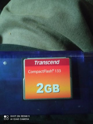 CompactFlash Transcend da 2GB + Hamlet USB 2.0