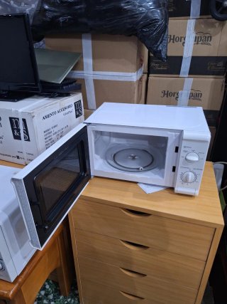 Microondas SVAN Blanco