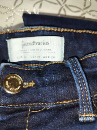 Jeans pitillo Skinny raw hem Stradivarius