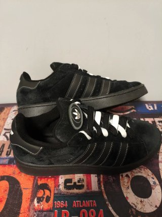 Adidas Campus 00s nere
