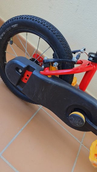 Bicicleta infantil roja Btwin