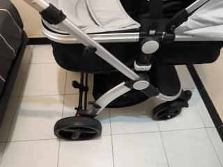 Carrito de bebé a estrenar