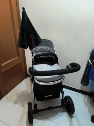 Carrito de bebé a estrenar