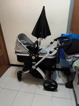 Carrito de bebé a estrenar