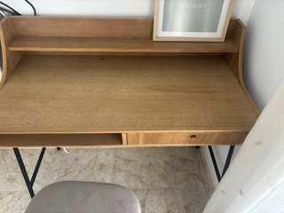 Scrivania Sklum in legno e metallo