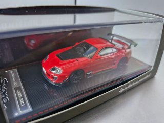 Coche a escala 1:64 Toyota Supra