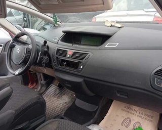 Faro izq citroen c4 grand picasso avatar 416024