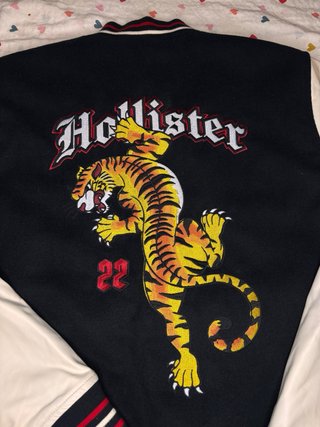 Chaqueta Hollister Varsity Negra Talla L