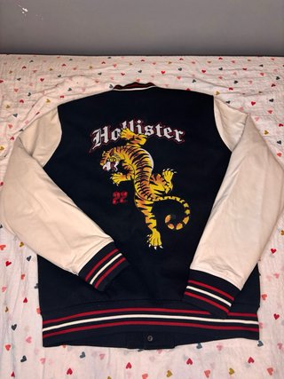 Chaqueta Hollister Varsity Negra Talla L