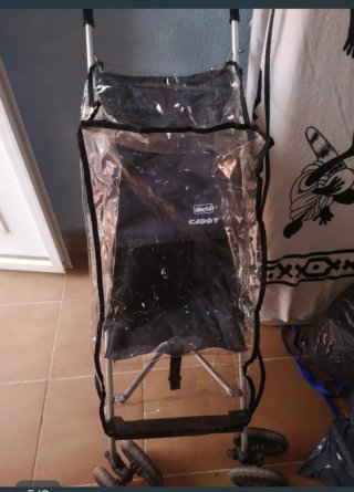 Carro de bebé Chicco con accesorios