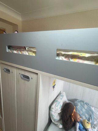 Litera tren modular infantil con escalera