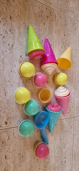 Cocina de juguete de madera
