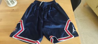 Pantalón corto Jordan azul y rojo