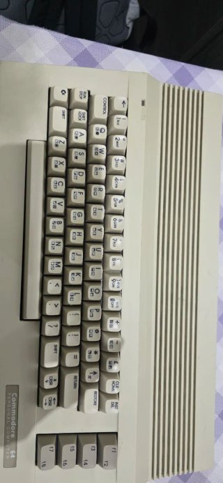 Commodore 64c Computer Beige