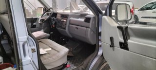 Volkswagen T4 1.9d MUCHAS piezas nuevas