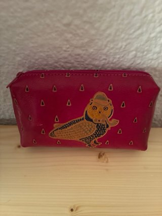 Monedero con diseño de búho