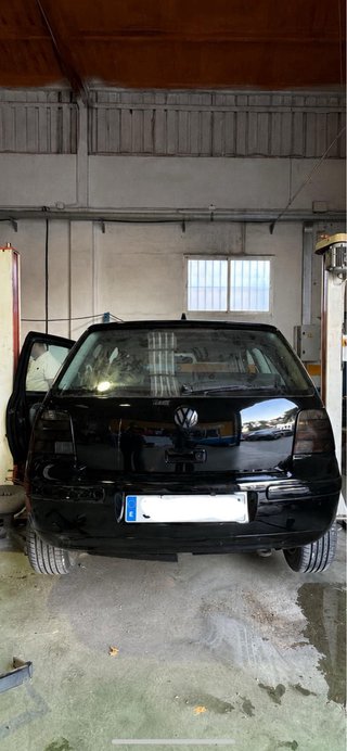 Volkswagen golf GTI mk4