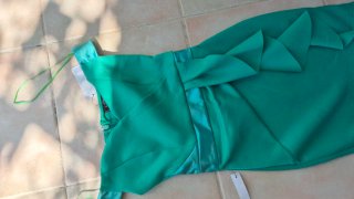 Vestido verde con volantes