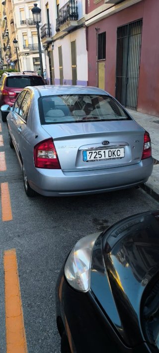 KIA Cerato 2005