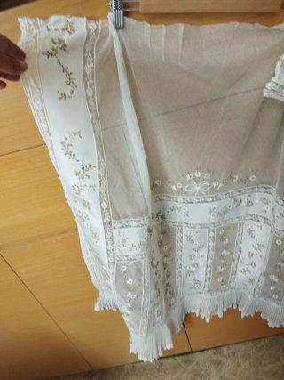 Manteletas Falleras Bordadas
