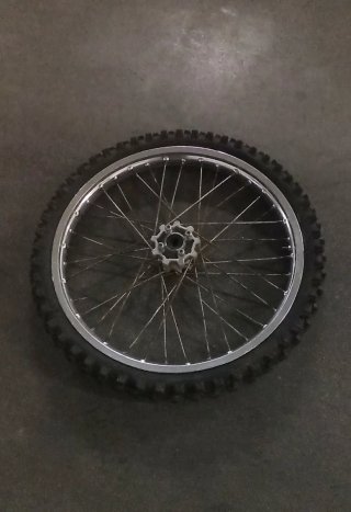 Llanta Enduro 21