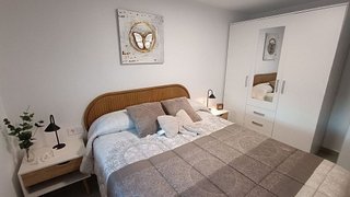 Casa adosada en alquiler en La Siesta - El Salado - Torreta en Torrevieja