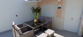 Casa adosada en alquiler en La Siesta - El Salado - Torreta en Torrevieja