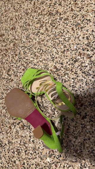 Sandalias verdes de tacón