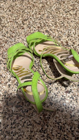 Sandalias verdes de tacón
