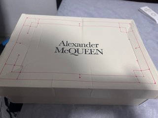 Alexander McQueen Zapatillas Blancas y Negras