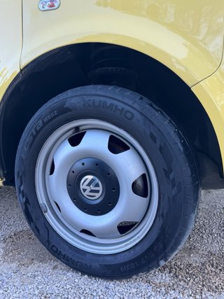 Volkswagen California 2011