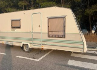 KIA Sorento 4x4 y caravana Roller Sevilla