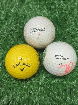 3 Bolas Golf Logos