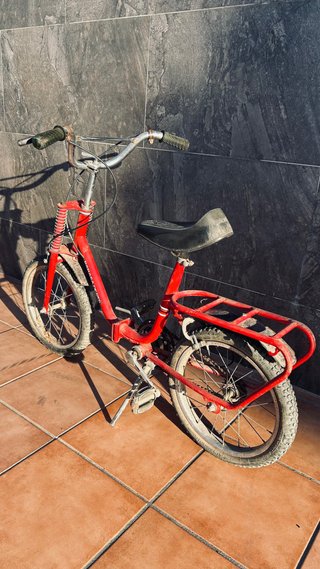 Bicicleta infantil Derbi Rabassa roja