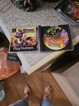 Spyro 2: Gateway to Glimmer PS1