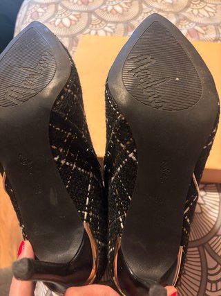 Botines Menbur Negros y Dorados Talla 38