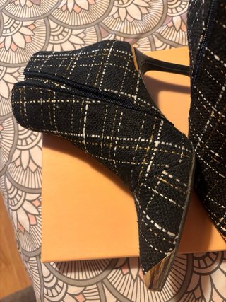 Botines Menbur Negros y Dorados Talla 38