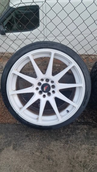 Llantas JR11