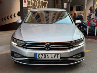 Volkswagen Passat 2.0 TDI año 2021