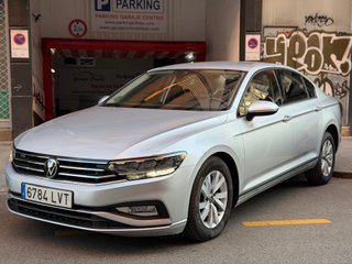 Volkswagen Passat 2.0 TDI año 2021