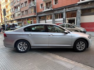 Volkswagen Passat 2.0 TDI año 2021